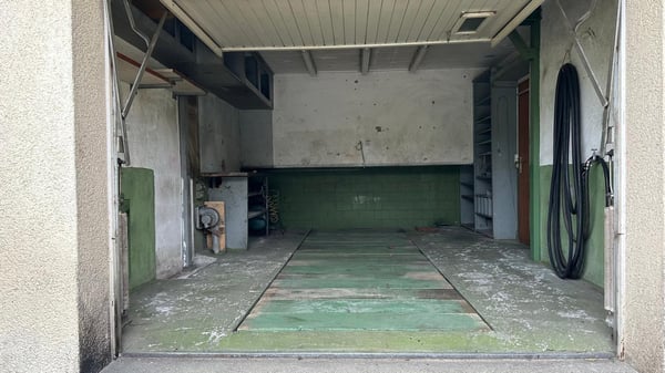 Eckhaus mit Potenzial & XXL-Garage – ideal für Handwerker und Sammler 46