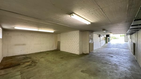 Eckhaus mit Potenzial & XXL-Garage – ideal für Handwerker und Sammler 54