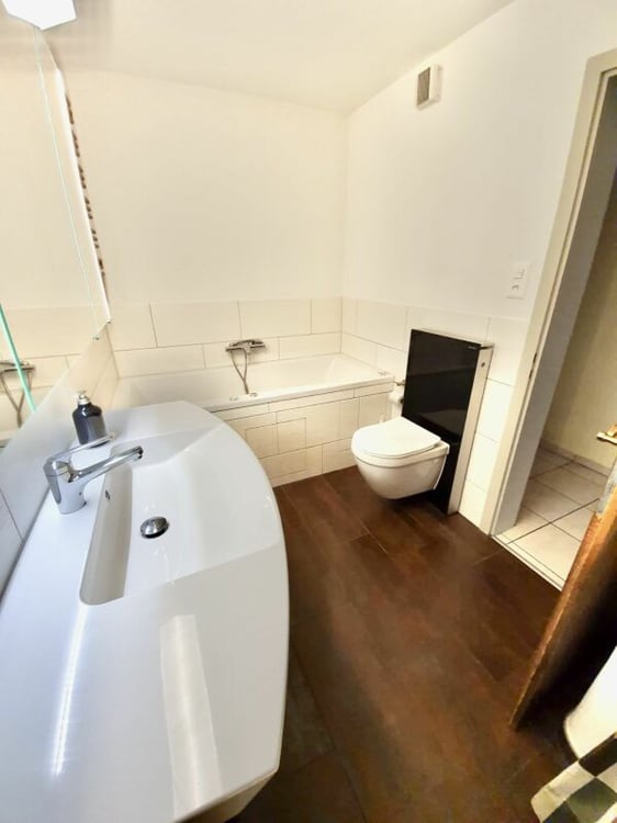 MEHRFAMILIENHAUS MIT POTENTIAL IN OBERBURG 7