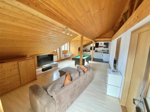 MEHRFAMILIENHAUS MIT POTENTIAL IN OBERBURG 3