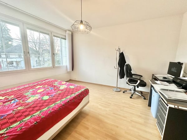 CHARMANTES MEHRFAMILIENHAUS IN BURGDORF 15