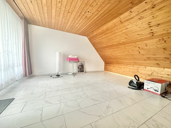 CHARMANTES MEHRFAMILIENHAUS IN BURGDORF 8