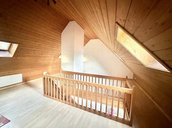 CHARMANTES MEHRFAMILIENHAUS IN BURGDORF 10