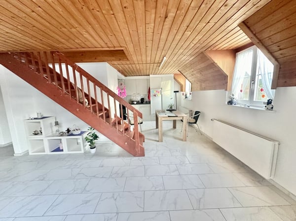 CHARMANTES MEHRFAMILIENHAUS IN BURGDORF 4