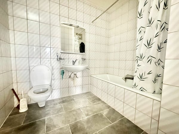 CHARMANTES MEHRFAMILIENHAUS IN BURGDORF 22