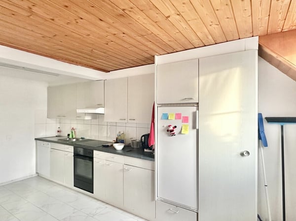 CHARMANTES MEHRFAMILIENHAUS IN BURGDORF 9