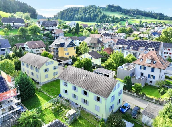 ZWEI GEPFLEGTE MEHRFAMILIENHÄUSER MIT 8 WOHNUNGEN 1