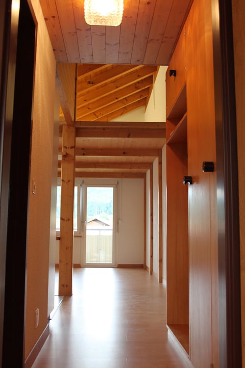 Charmante 2.5-Zimmer-Wohnung mit Bergblick in Spiez 4