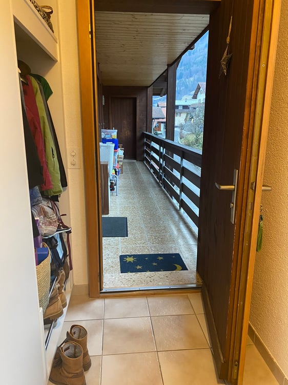 Charmante 2.5-Zimmer-Maisonettewohnung in Brienz 6