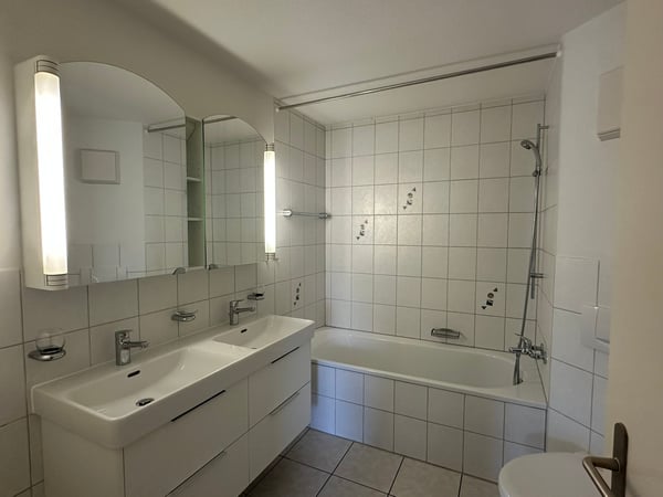 1.5-Zimmer-Eigentumswohnung mit Wintergarten an ruhiger Zentrumslage ... 11