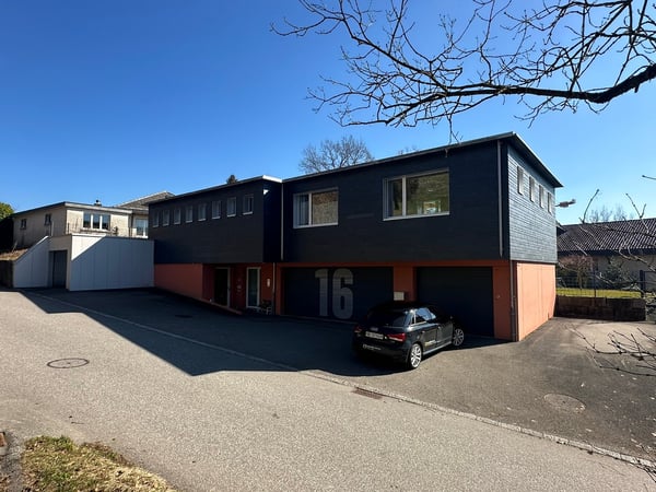 Modernes 1.5-Zimmer-Einfamilienhaus an ruhiger Lage in Huttwilwie 9