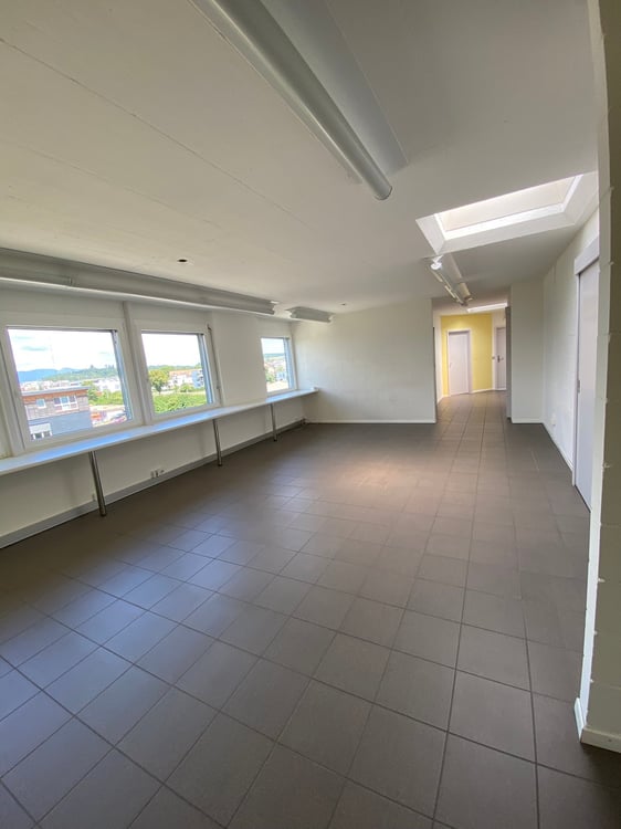 Moderne Büroräume an der Werkstrasse in Lyss 2