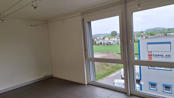 Moderne Büroräume an der Werkstrasse in Lyss 8