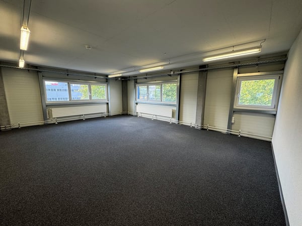 Moderne Bürofläche im Industriegebiet Süd in Lyss 6