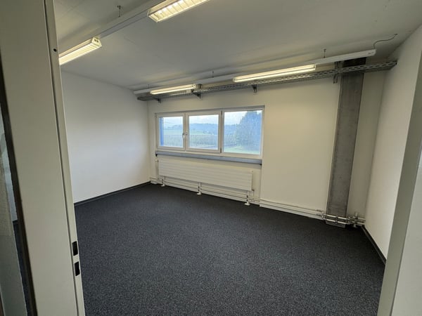 Moderne Bürofläche im Industriegebiet Süd in Lyss 7