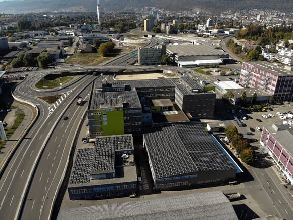 Gewerberaum / Lager / Büro / Atelier 250m2 - Local commercial / Entrepôt / Bureau / Atelier de 250m2 4