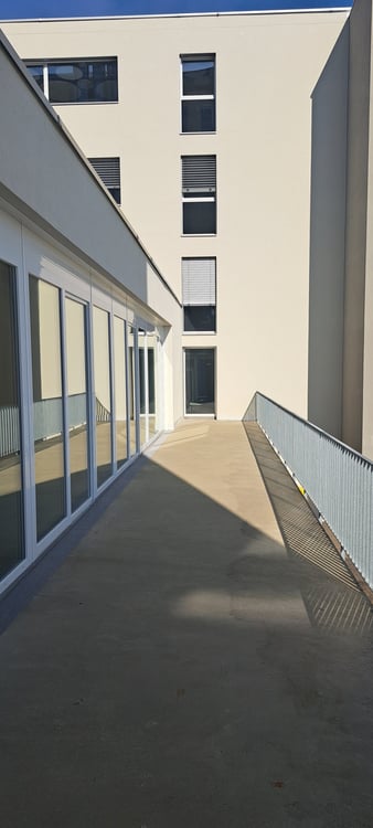 Local commercial et/ou bureau / Gewerberaum und/oder Büro 3