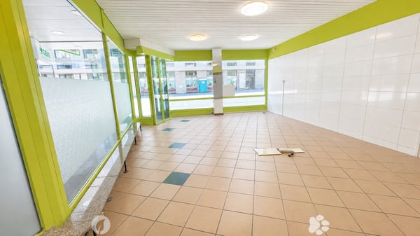 Surface commerciale de 54 m² au cœur de Bienne 4