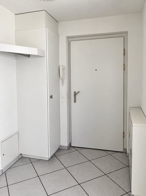 Charmant appartement de 2.5 pièces avec balcon et place de parc intérieure 7
