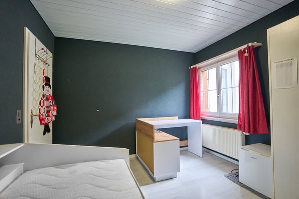 Magnifique appartement en attique de 5.5 pièces à La Heutte 11