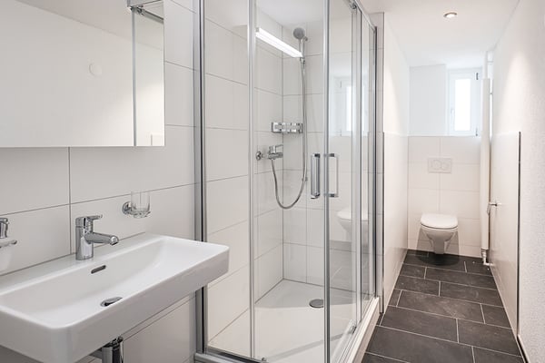 Attraktive, kernsanierte Wohnung inmitten von Wohlen 6