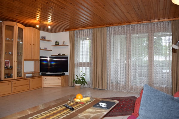 1-Zimmer-Wohnung im 1. OG mit Bastelraum und TG-Platz 5