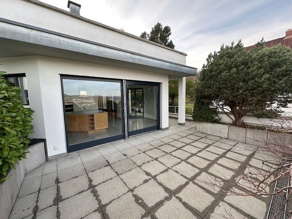 Traum Einfamilienhaus mit schöner Aussicht 9