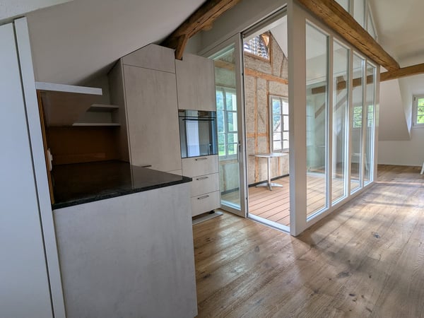 Moderne Dachwohnung in historischem Riegelhaus inmitten der Natur 5