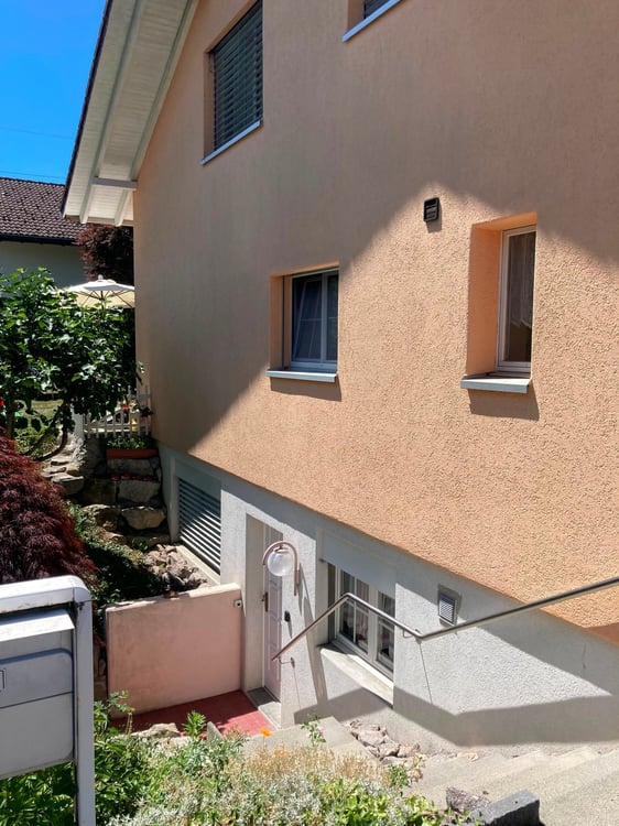 Renovierte & charmante 2.5-Zimmer-Einliegerwohnung an ruhiger Lage 9