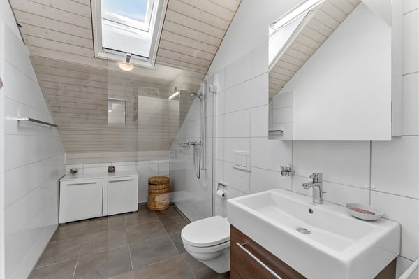 Helle 4.5-Zimmer-Maisonette-Wohnung mit grosszügigem Balkon 7