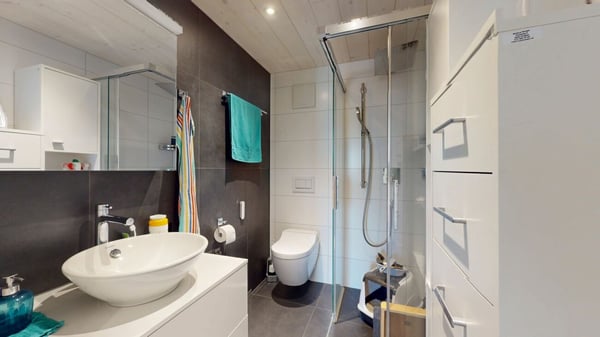 Moderne Dachgeschosswohnung mit spektakulärer Aussicht 13