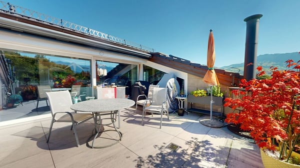 Moderne Dachgeschosswohnung mit spektakulärer Aussicht 15