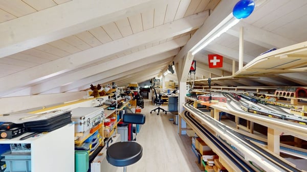 Moderne Dachgeschosswohnung mit spektakulärer Aussicht 12