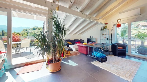 Moderne Dachgeschosswohnung mit spektakulärer Aussicht 10