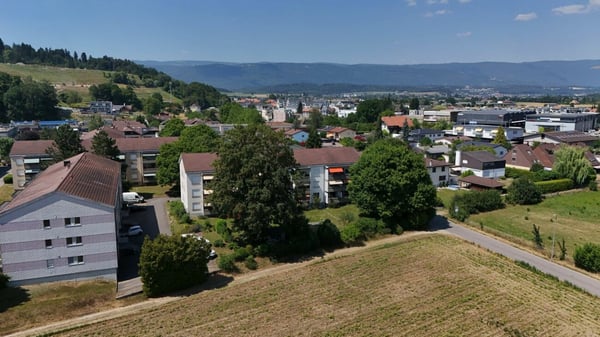 Ruhiges und sonniges Wohnen in Studen BE 13