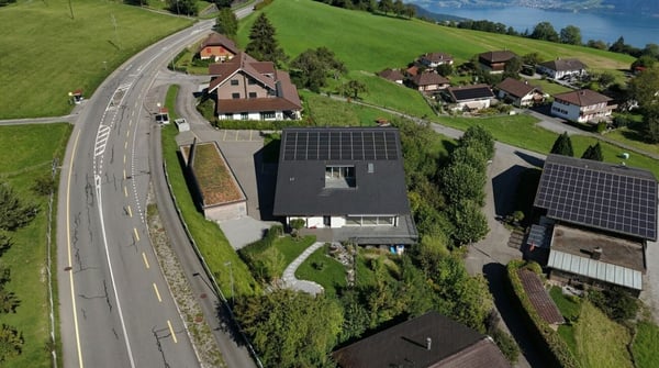 Moderne Dachgeschosswohnung mit spektakulärer Aussicht 12