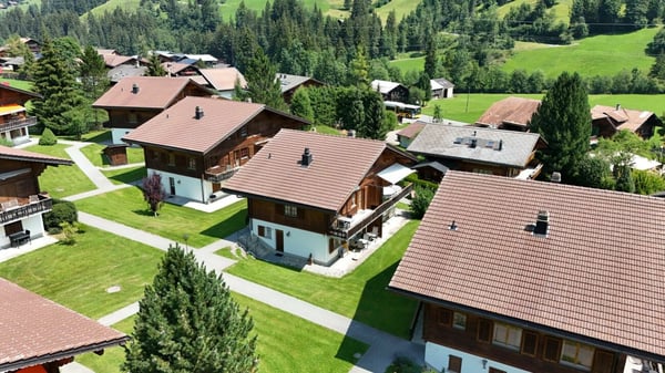Charmante 3.5-Zimmer-Maisonette im Chalet Oldenhorn 9