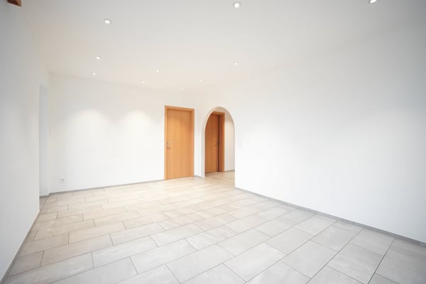 Mehrfamilienhaus mit 4 Wohnungen inkl. 7 Garagen und 6 Aussenparkplätzen 22