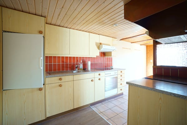 Freistehendes 4.5-Zimmer-Einfamilienhaus in ländlicher Idylle mit Aus- und Umbaupotential! 10