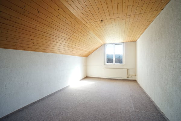 Freistehendes 4.5-Zimmer-Einfamilienhaus in ländlicher Idylle mit Aus- und Umbaupotential! 14