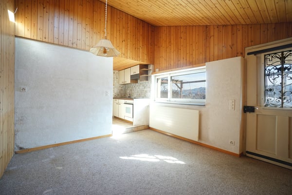 Freistehendes 4.5-Zimmer-Einfamilienhaus in ländlicher Idylle mit Aus- und Umbaupotential! 8