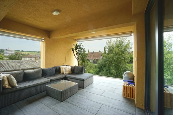 Moderne 4.5-Zimmerwohnung im 2. OG mit Loggia, zwei Parkplätze und Kellerabteil 11