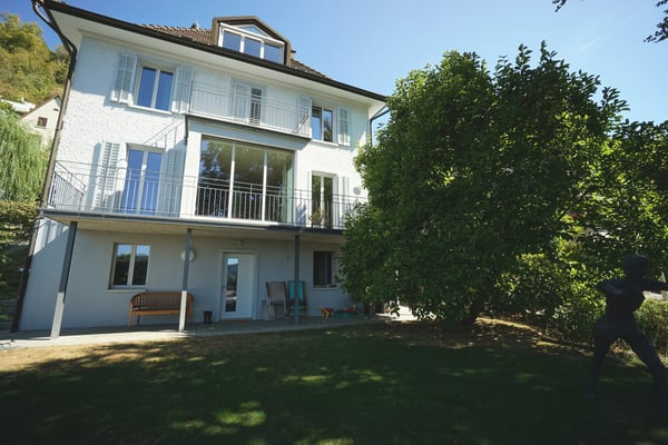 Herrschaftliches 7-Zimmer-Einfamilienhaus mit modernem Ausbaustandard an Top Lage 2