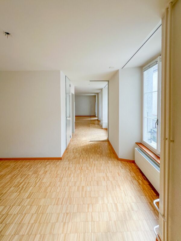 Schöne Altstadtwohnung mit Balkon