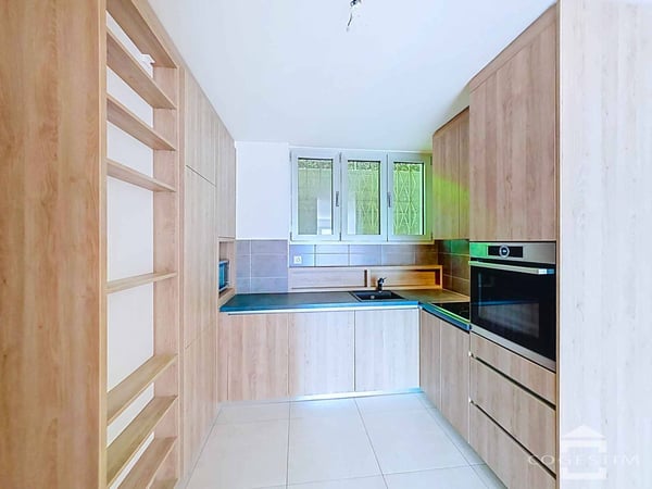 Appartement de 3.5 pièces avec belle vue sur le lac 5