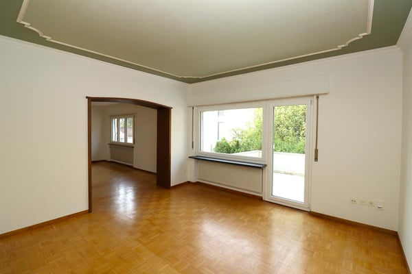 Renoviertes Mehrfamilienhaus mit 4 Einheiten und 5% Bruttorendite 2