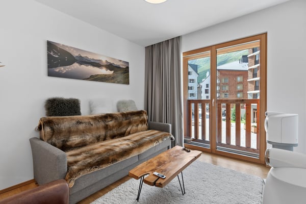 Exclusive alpine appartment in Andermatt 2