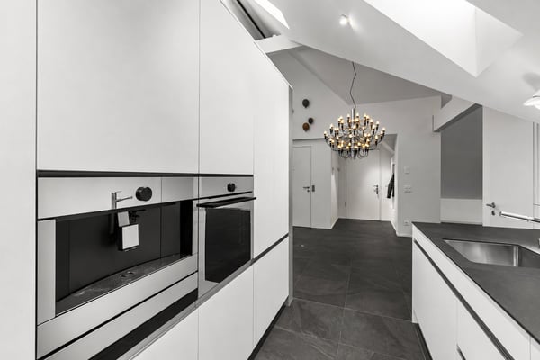 Moderne, grosszügige 4.5-Zimmer-Dachwohnung mit eindrucksvollen Raumhöhen 4