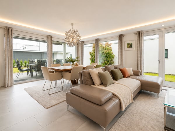 Grosszügiges 6.5-Zimmer-Einfamilienhaus mit moderner Technik und Alpenpanorama 3