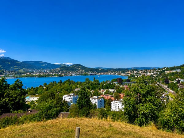 Gepflegte 2.5-Zimmer-Wohnung mit Balkon an naturnaher Lage in Luzern 13